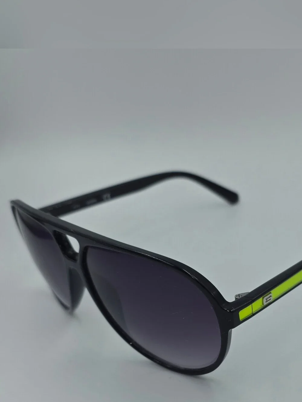 Guess 60 12